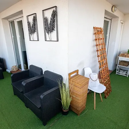 Apartament Chouette , Un T3 Cozy Proche Du Metro Et Parking Prive A Disposition *